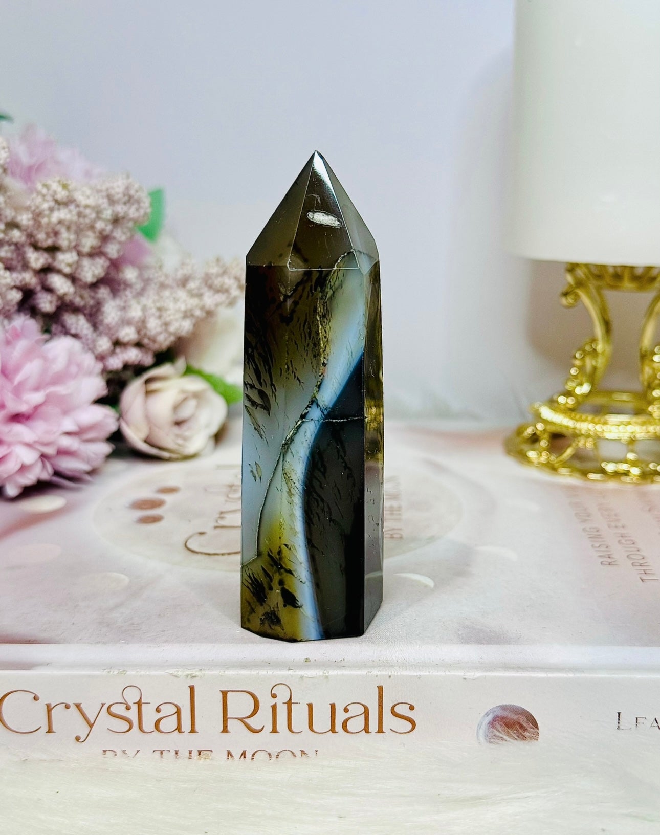 Agate Tower with Dentrite Inclusions 10cm