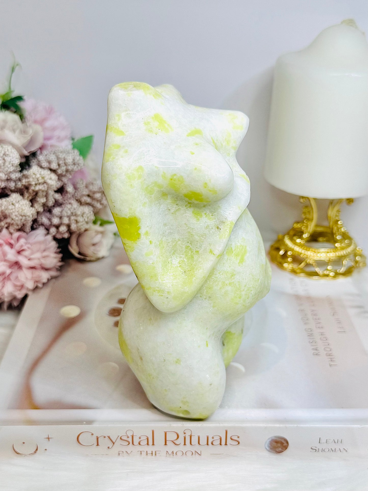 Large Lemon Serpentine Jade Pregnant Woman Carving 15cm 1.02KG