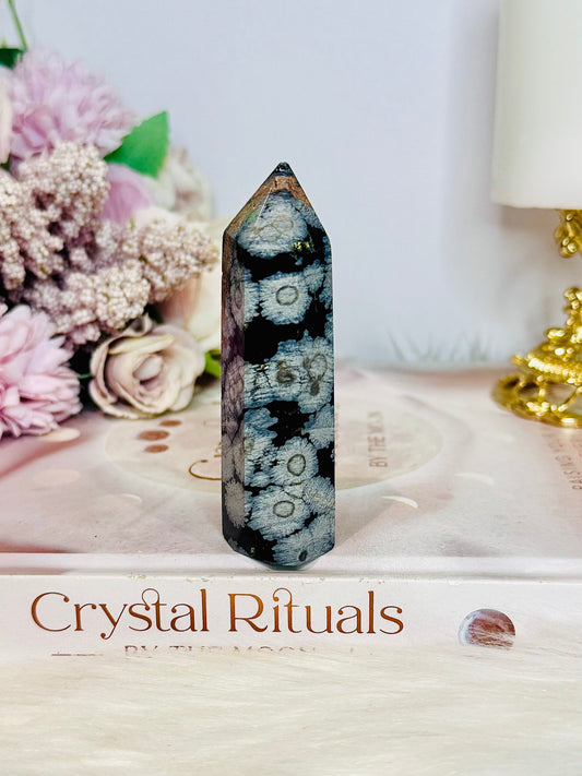 Snowflake Obsidian Tower 8cm