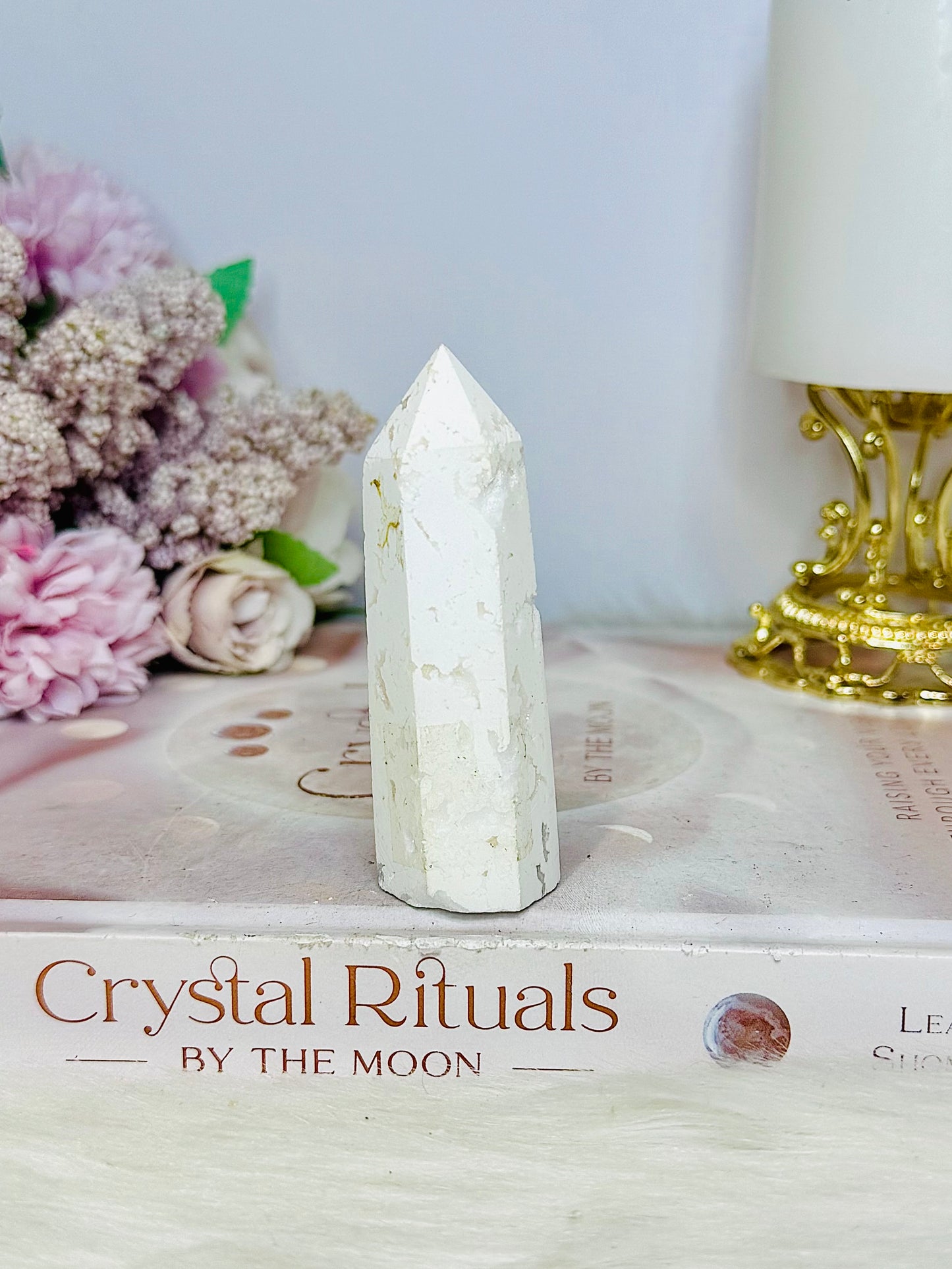 White Druzy Agate Tower 8cm