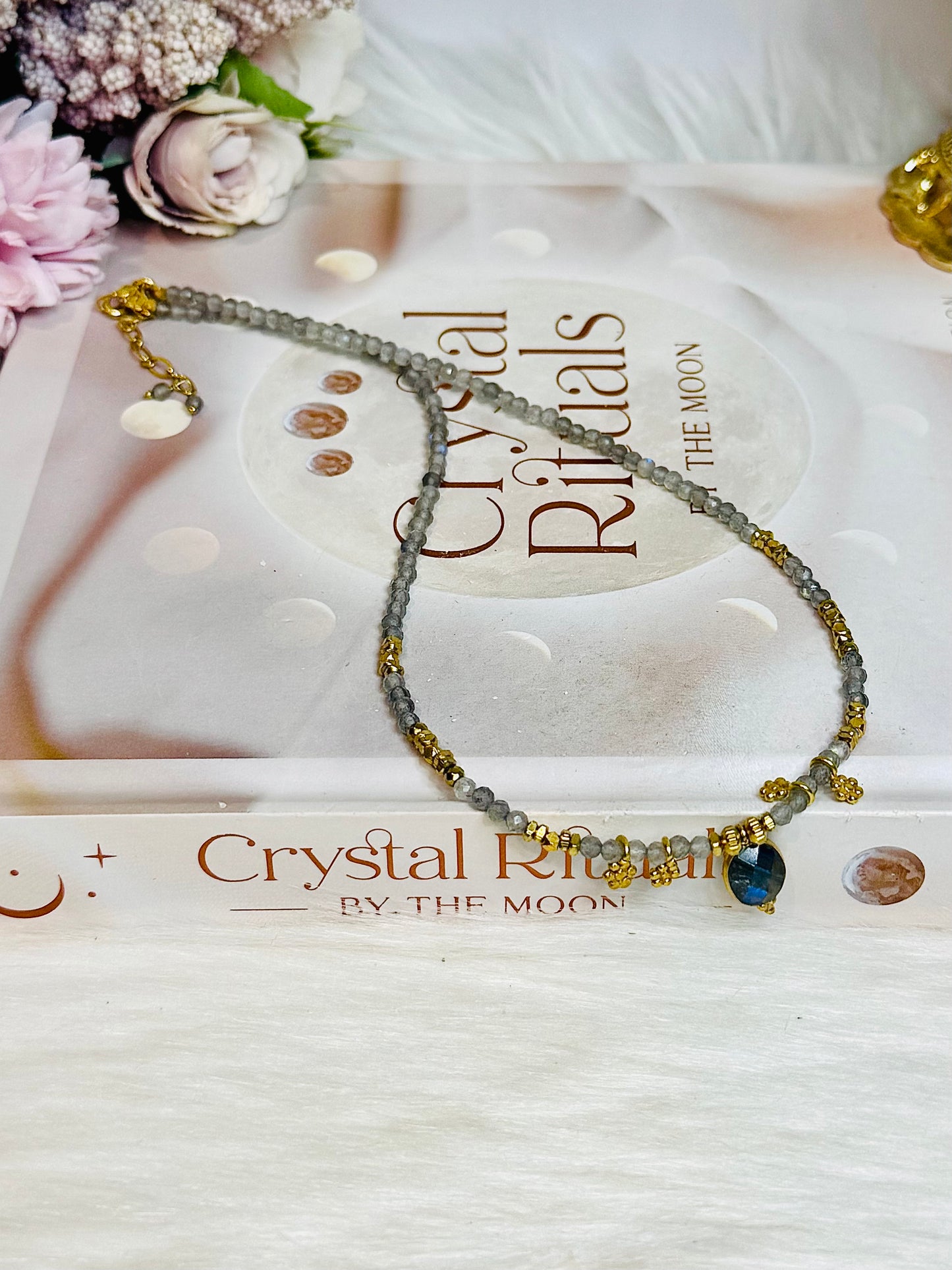 Delicate Labradorite Dainty Necklace