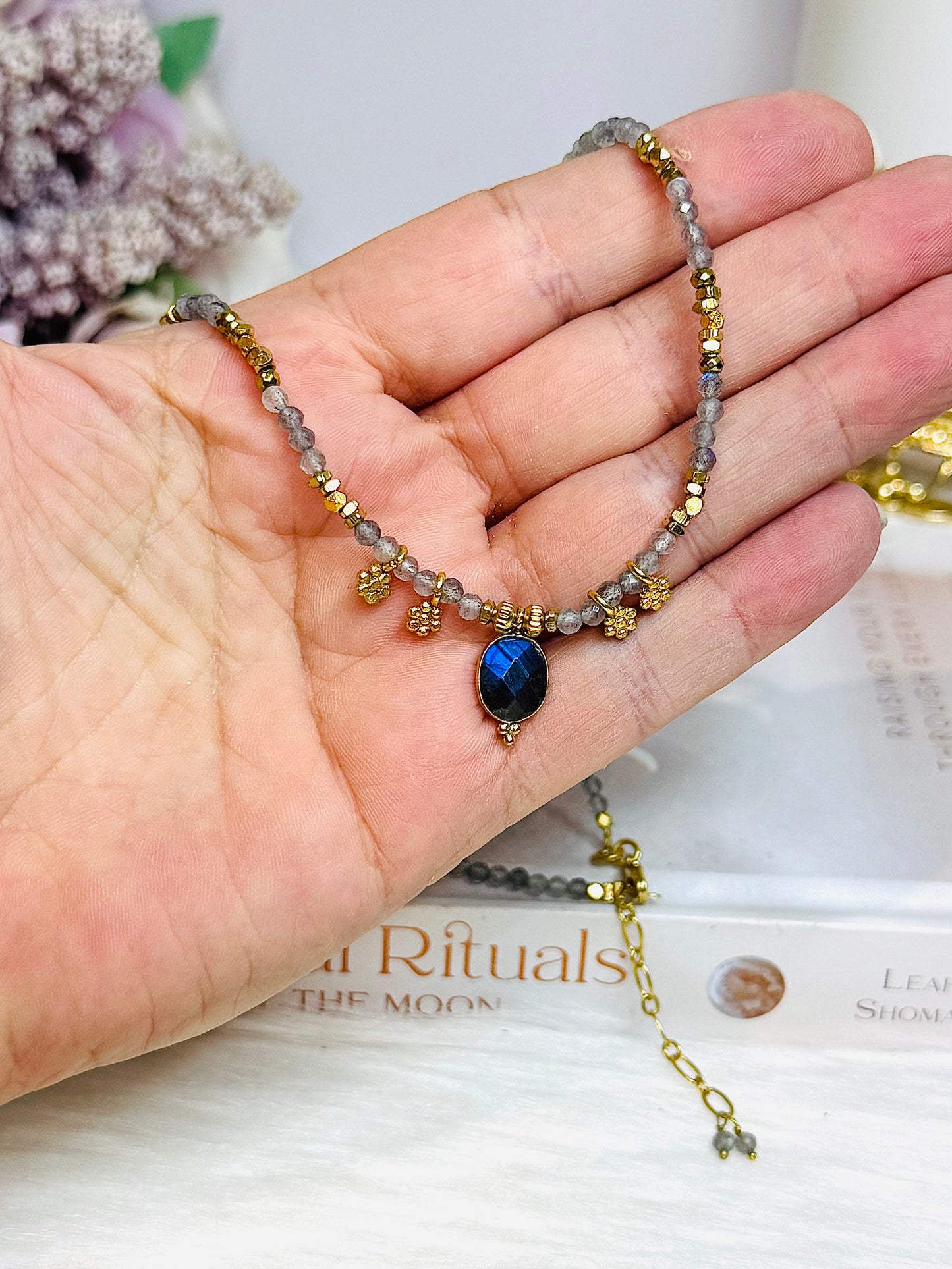 Delicate Labradorite Dainty Necklace