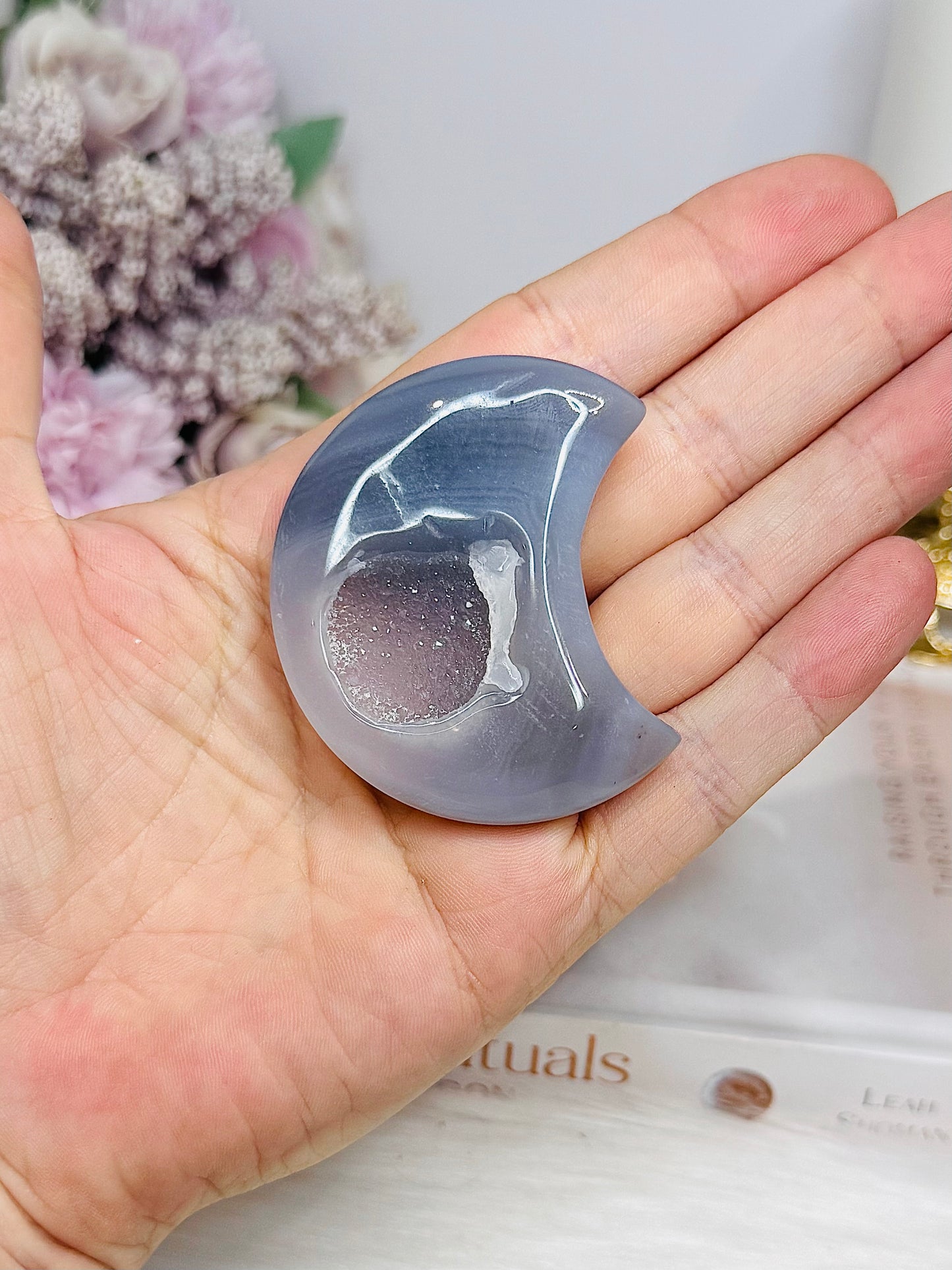 Druzy Agate Moon 5.5cm