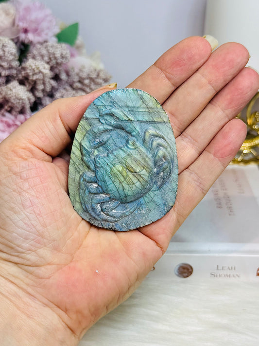 Labradorite Crab Carving 7cm (slab not polished)