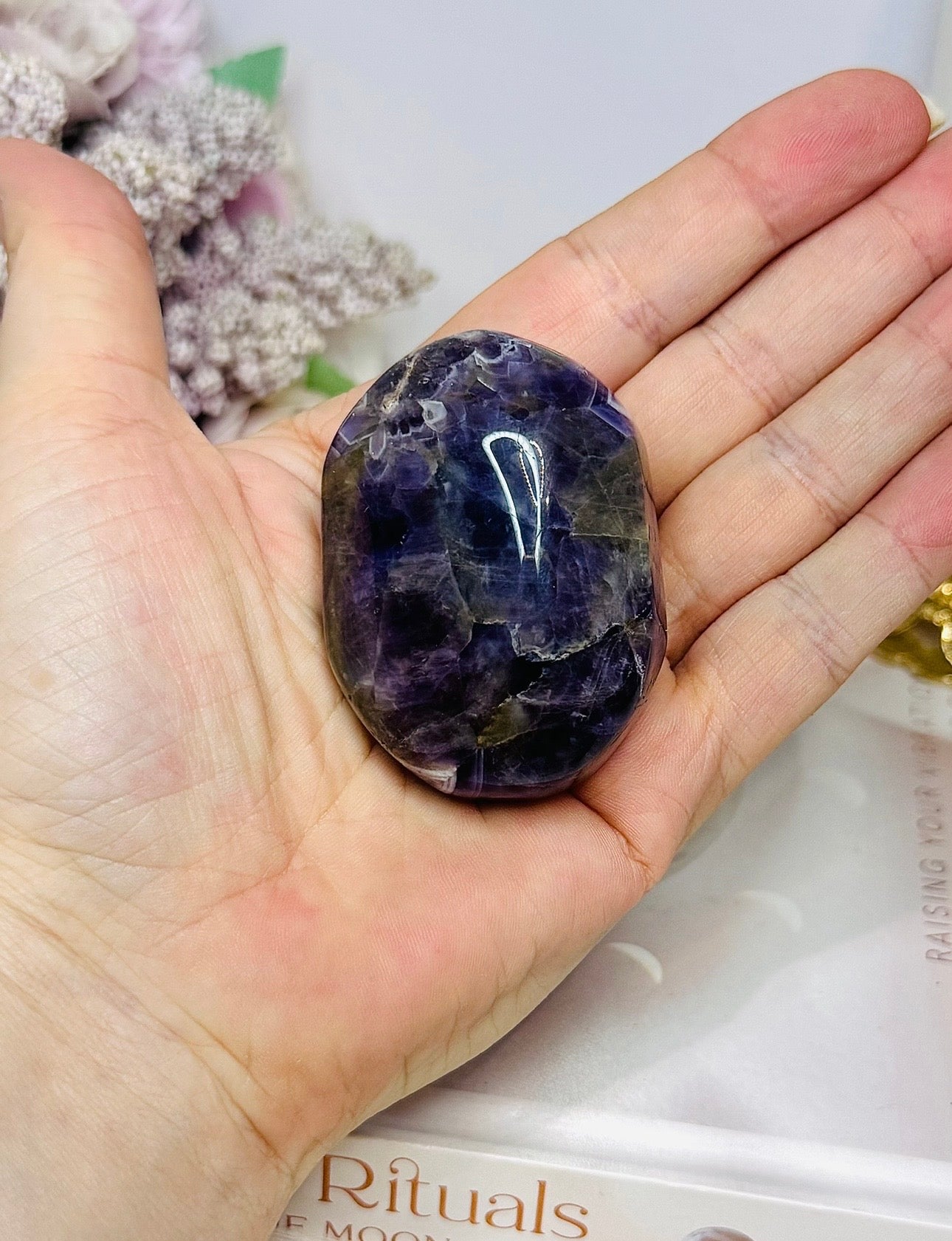 Chevron Amethyst Palm Stone