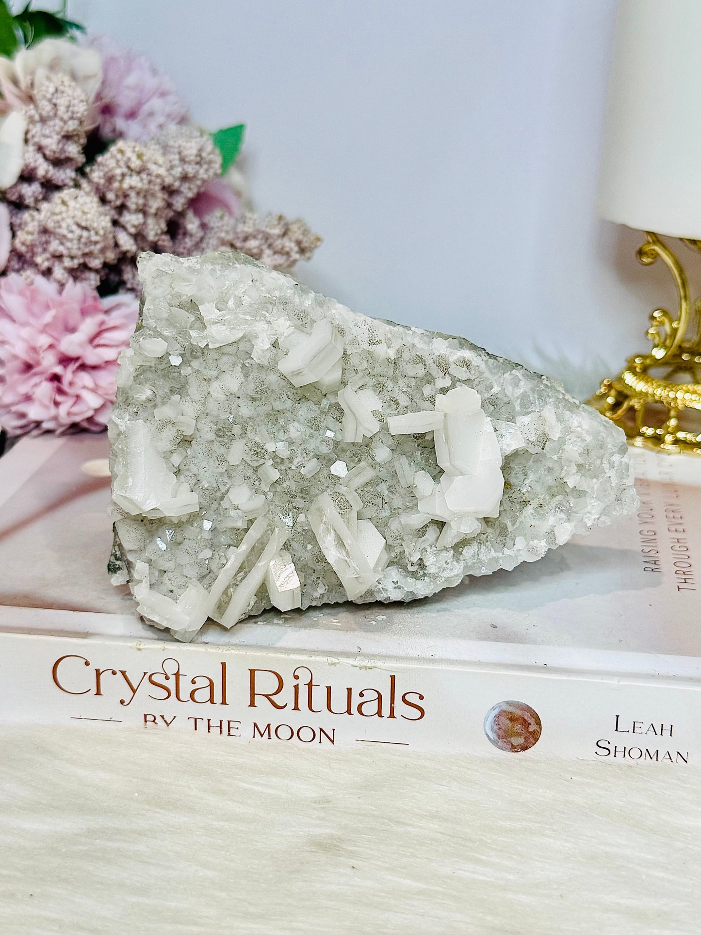 White Sandwich Calcite Specimen | Slab 11cm
