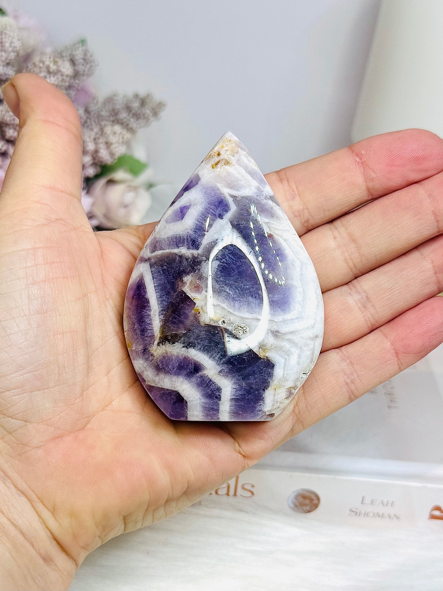 Chevron | Dream Amethyst Flame | Freeform 7.5cm