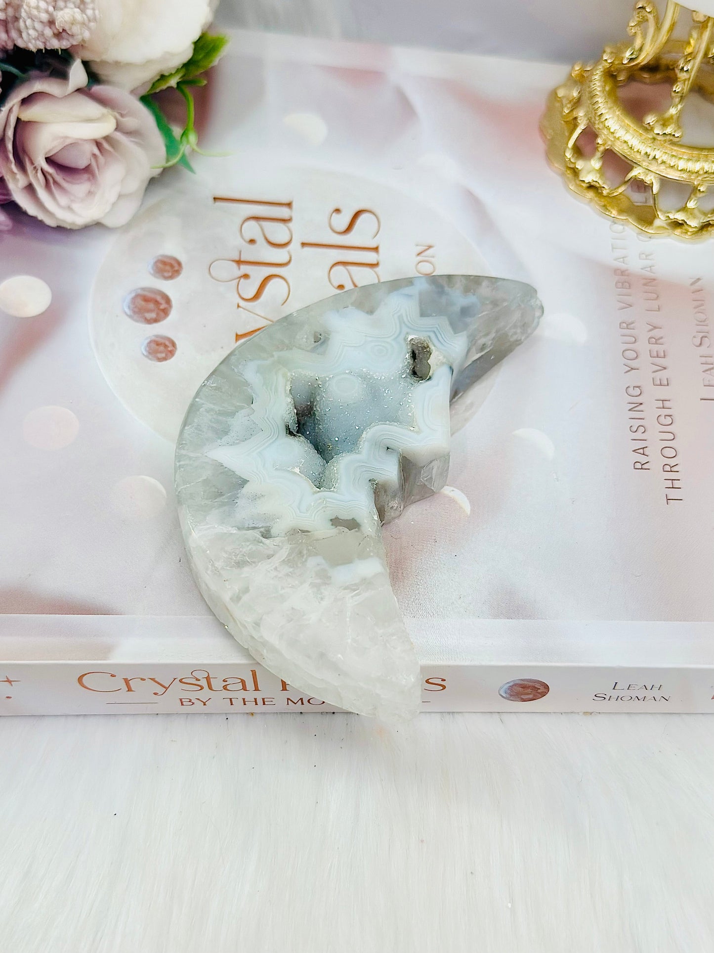 Druzy Agate Carved Moon 12cm