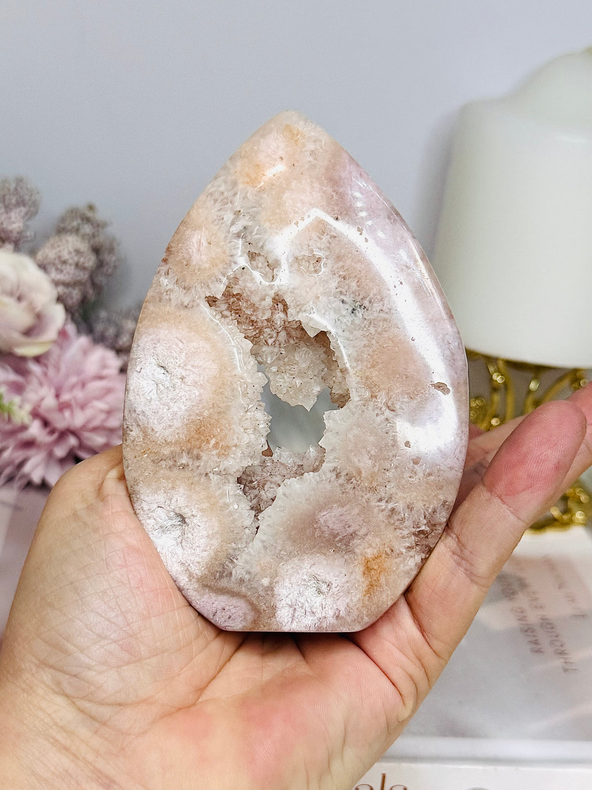 Druzy Flower Agate Flame on Stand 11cm