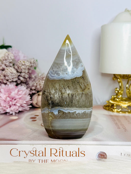 Agate Carved Flame 11.5cm