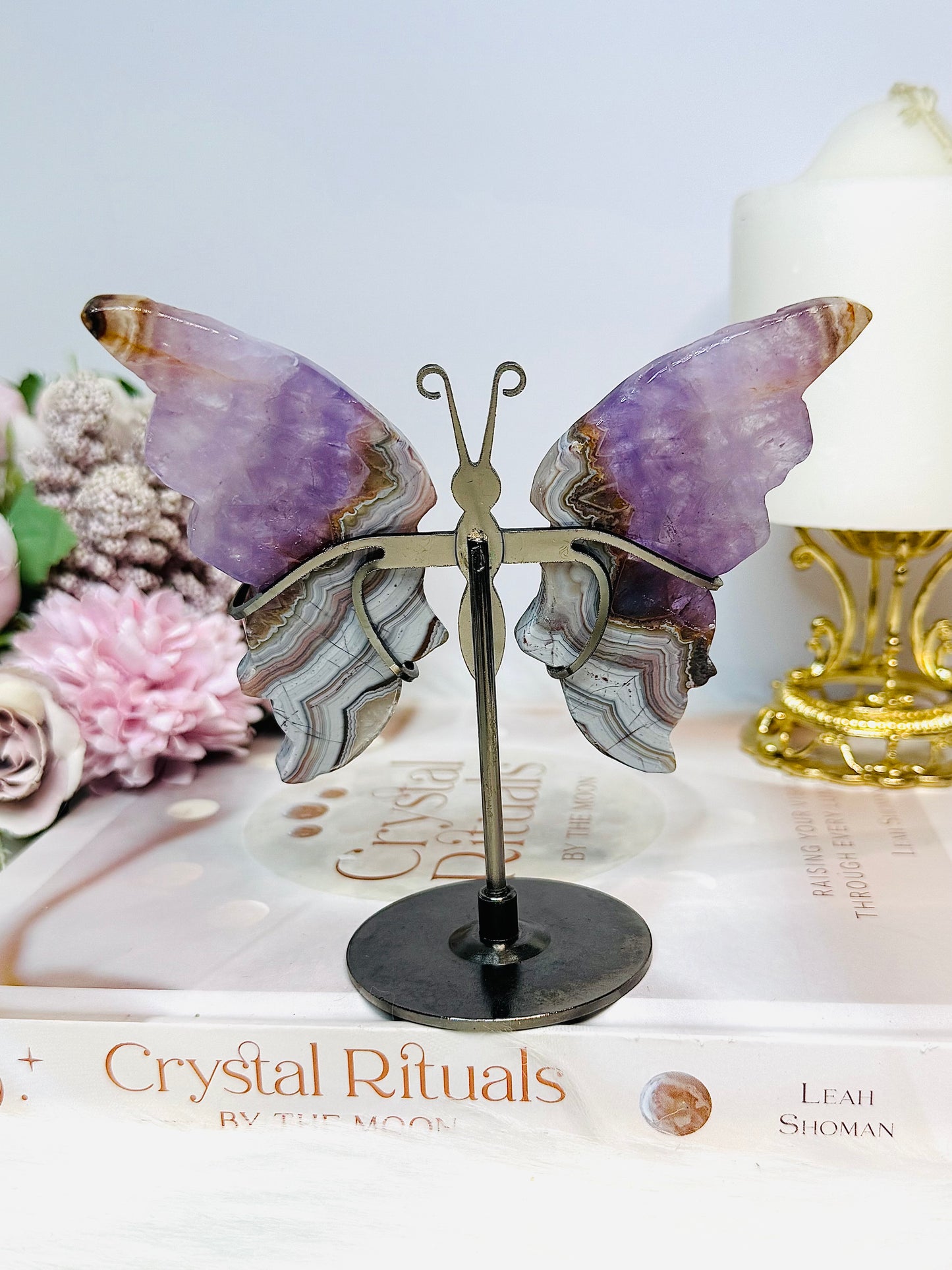 Crazy Lace Amethyst Wings on Stand 12cm