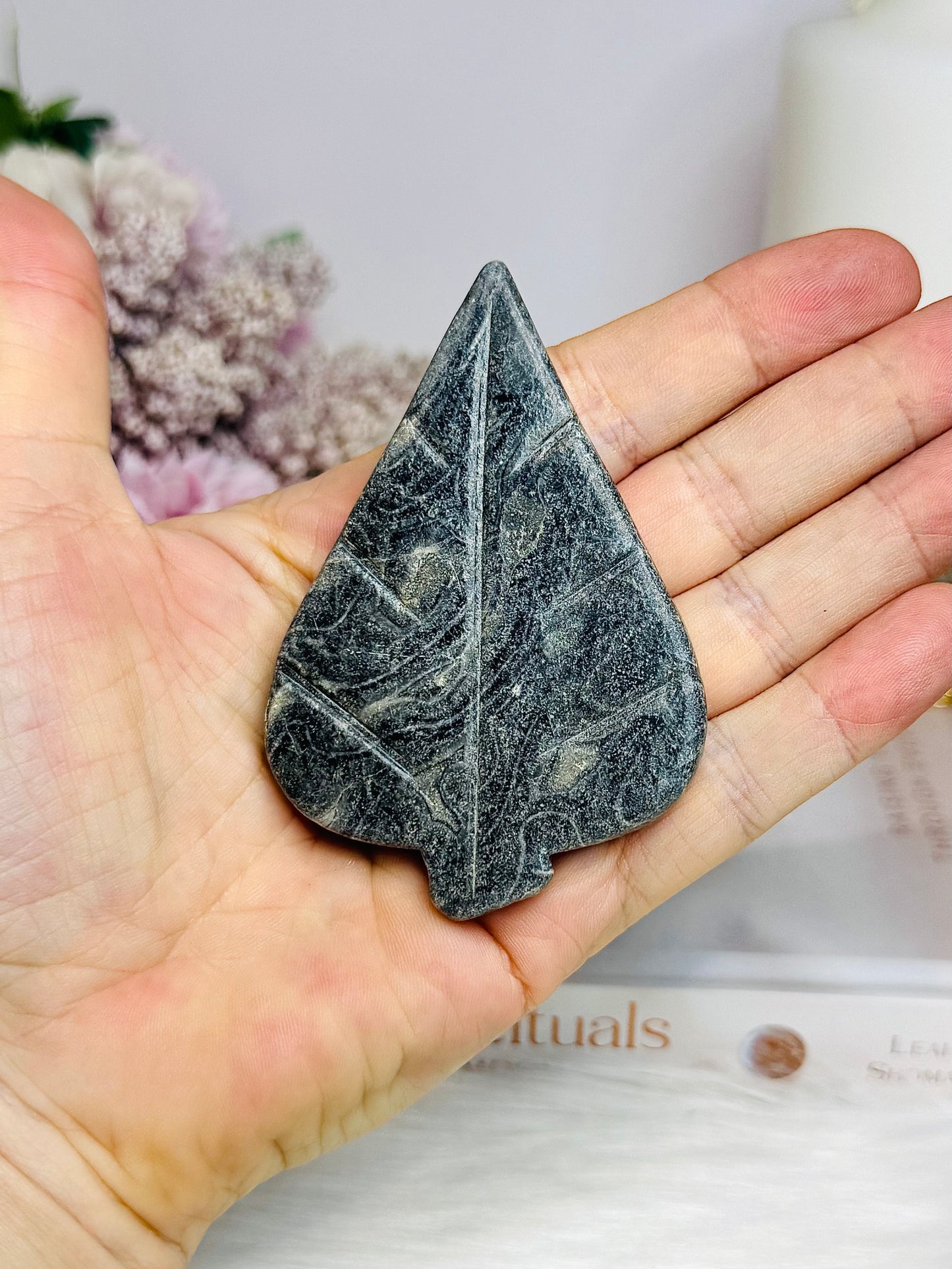 Jasper Carved Leaf 8cm