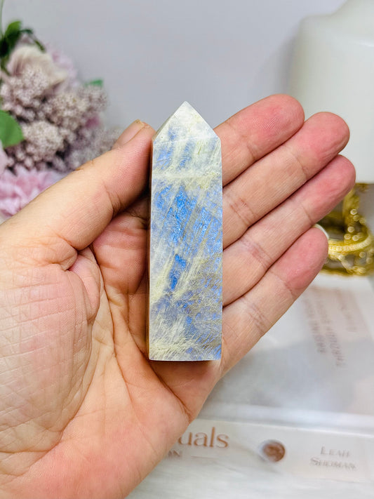 Moonstone Tower Full of Blue Flash 7.5cm