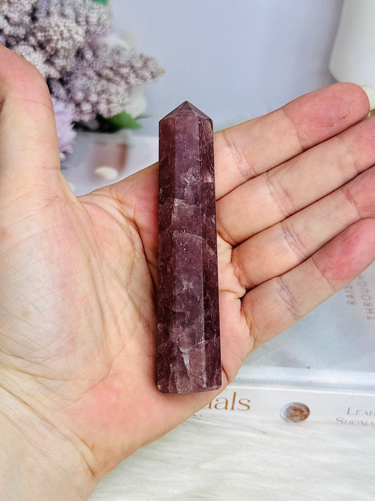 Strawberry Quartz Tower 9.5cm