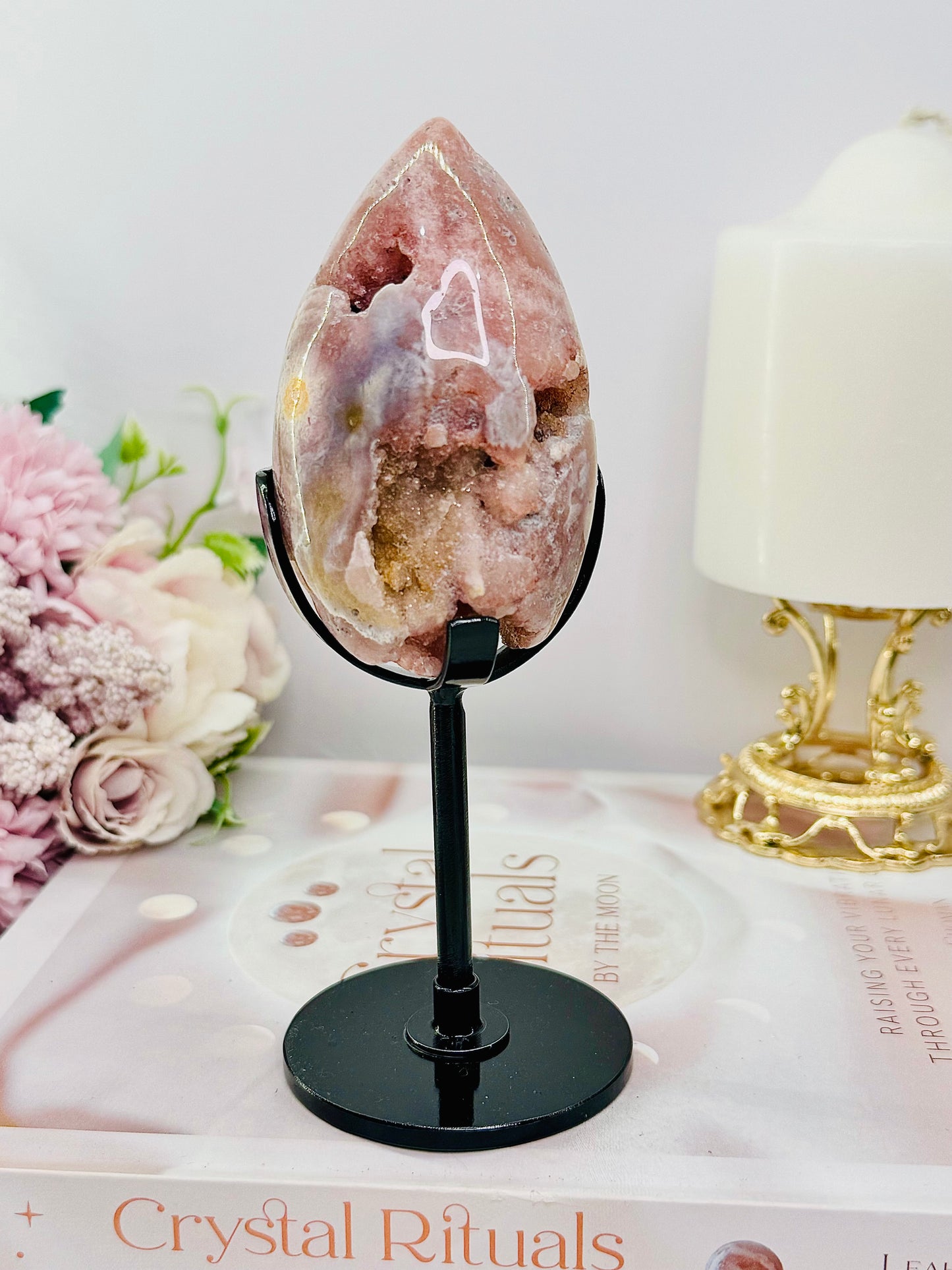 ⚜️ SALE ⚜️ Druzy Pink Amethyst Egg on Stand 16cm