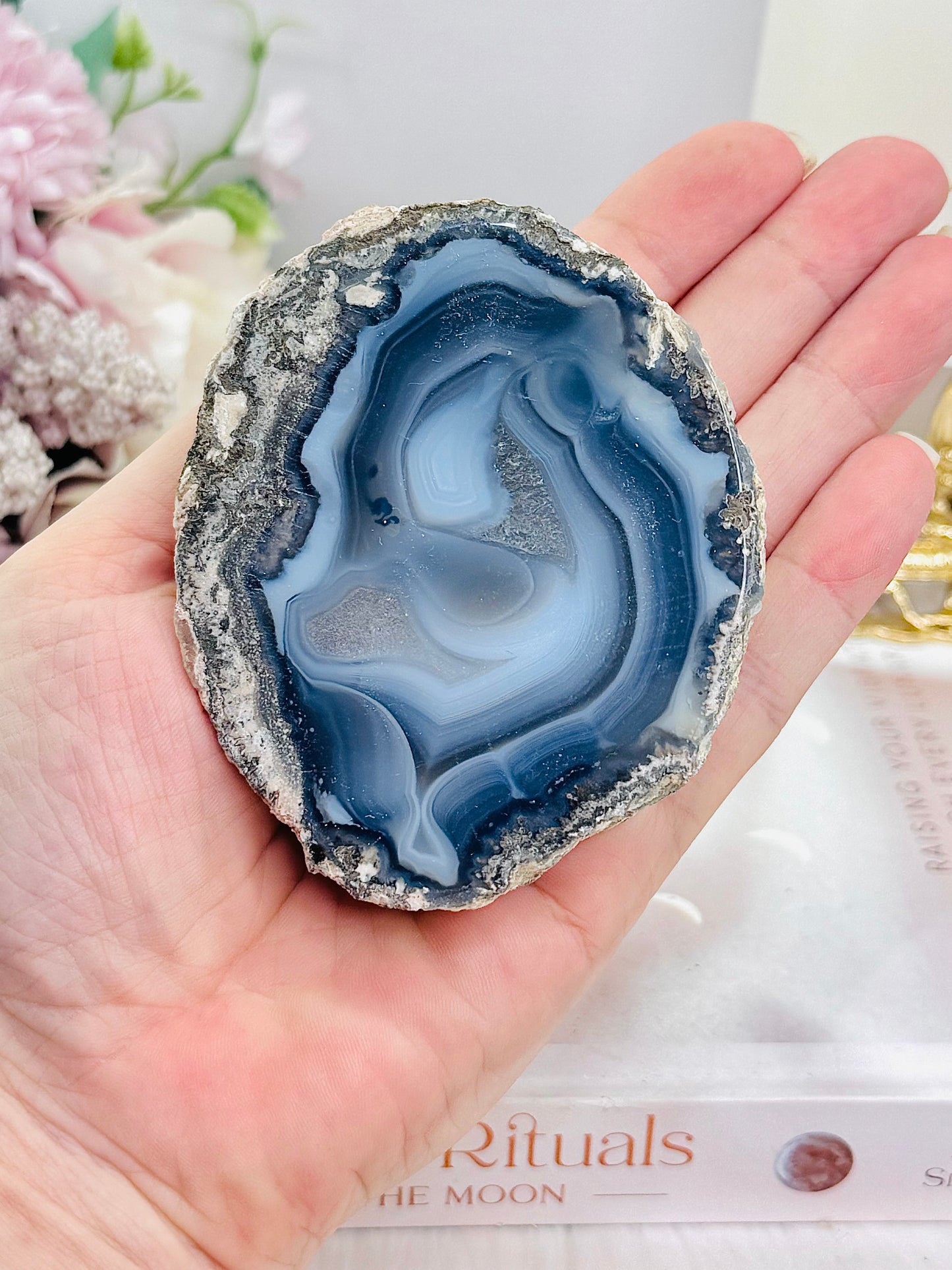 Natural Blue Agate Geode 9cm