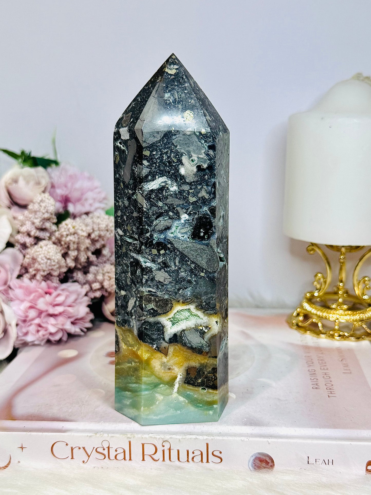 Large Sky Stone Quartz Tower 16.5cm 656g