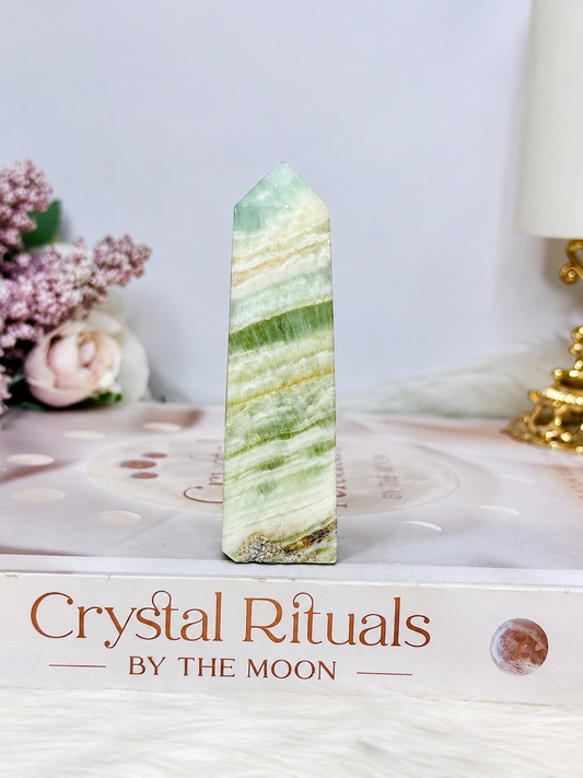 Pistachio Calcite Tower 8cm
