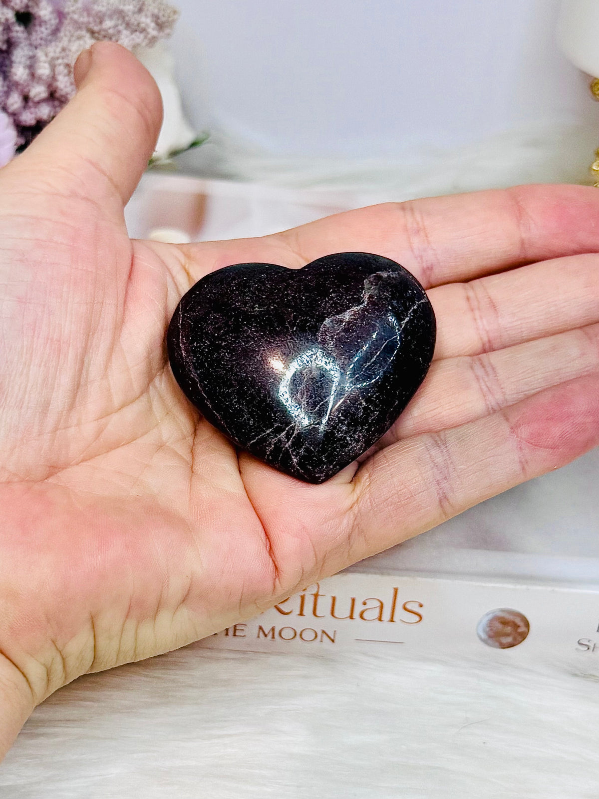 Garnet Heart 81g