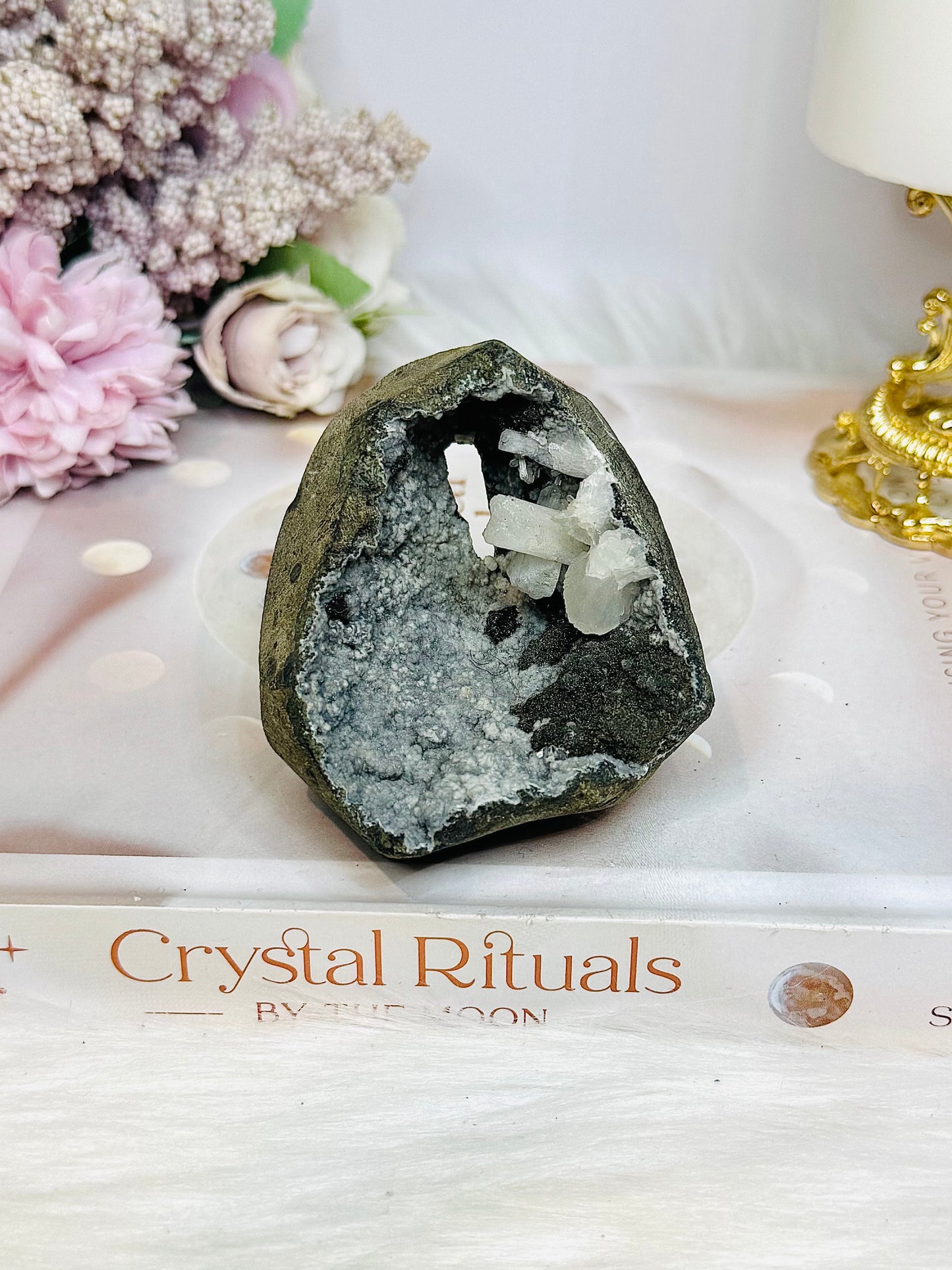 Natural Calcite Cave 149g
