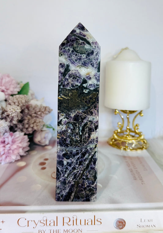 Root Fluorite Tower 18cm