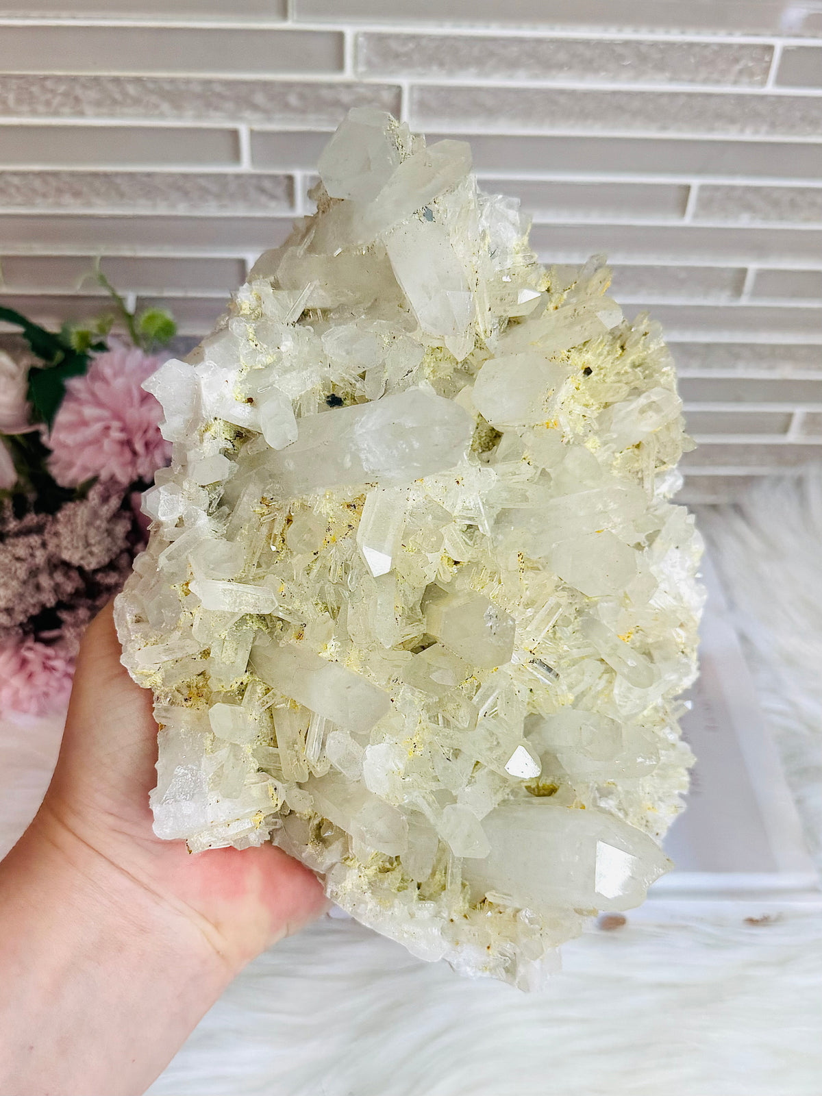 Huge Clear Quartz Specimen with Natural Inclusions 2.26KG 20cm