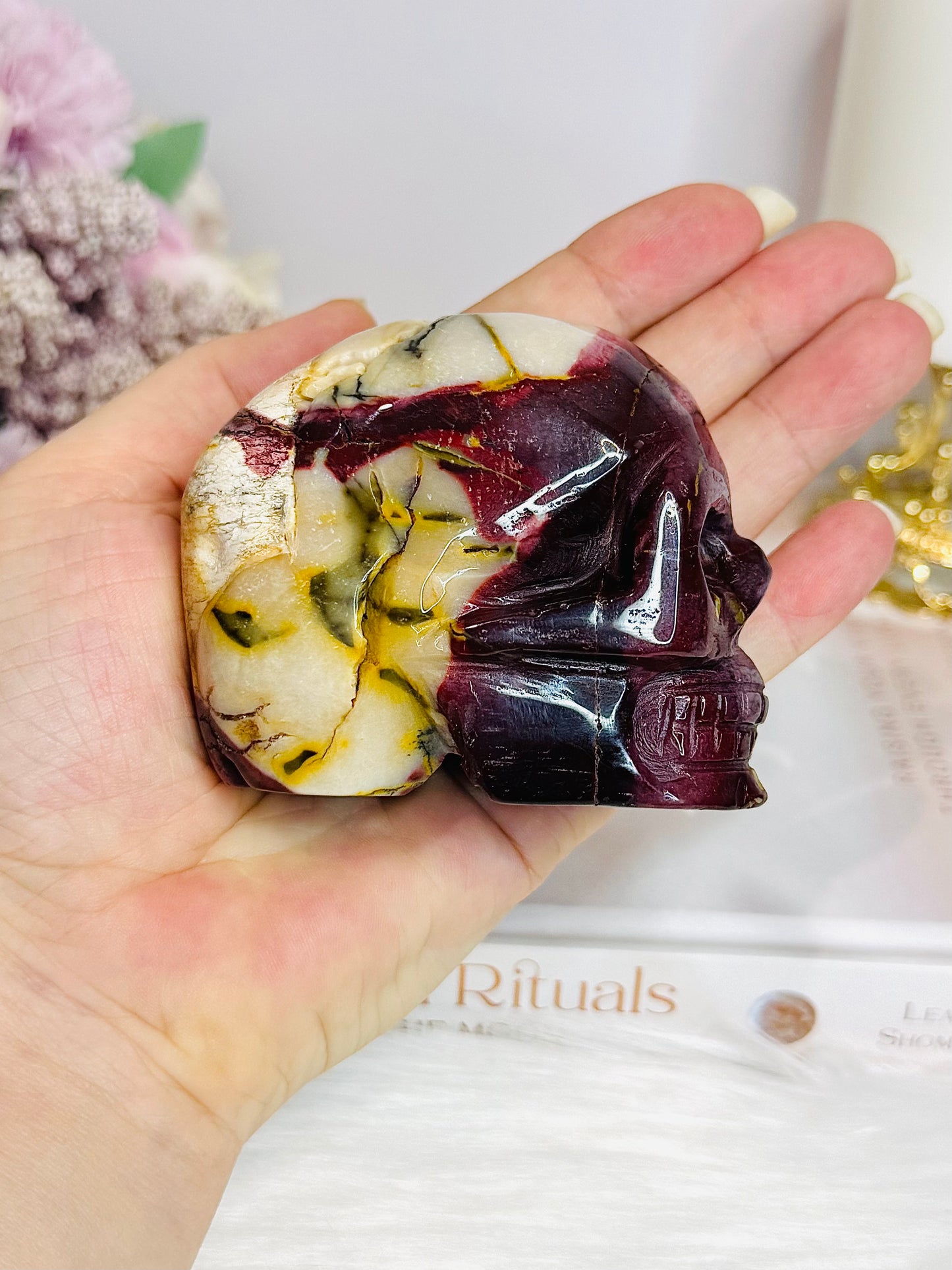 Mookaite Jasper Carved Skull 8cm 330g (natural crack)