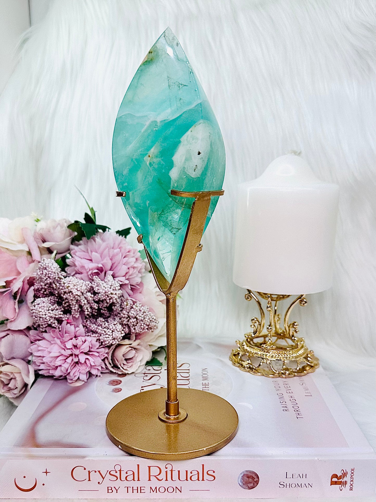 Wow! Classy & Fabulous Large 22cm 608gram Green Fluorite Carved Flame On Gold Stand