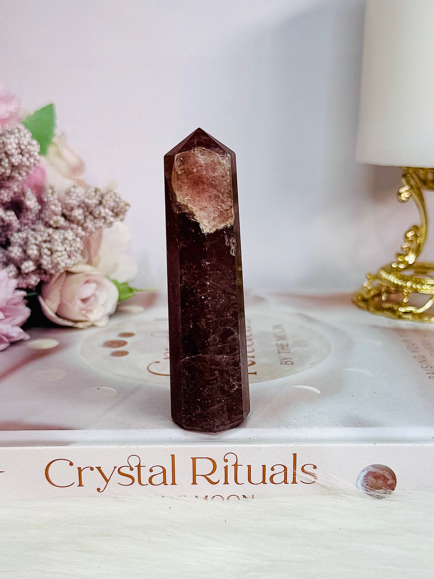 Beautiful 8.5cm Strawberry Quartz Tower