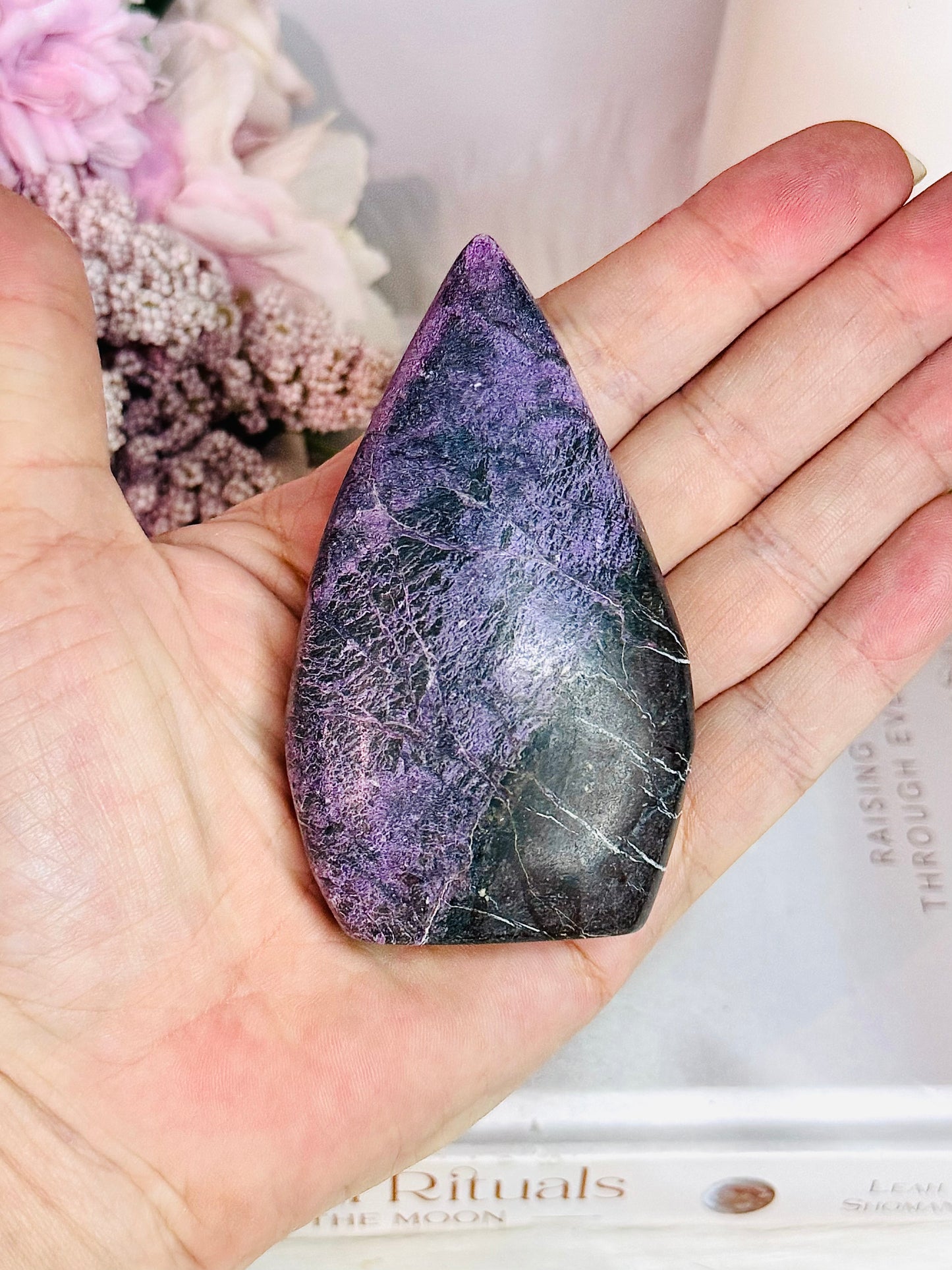 Incredible Rare Natural Stitchtite | Atlantisite Carved Freeform | Flame 8.5cm