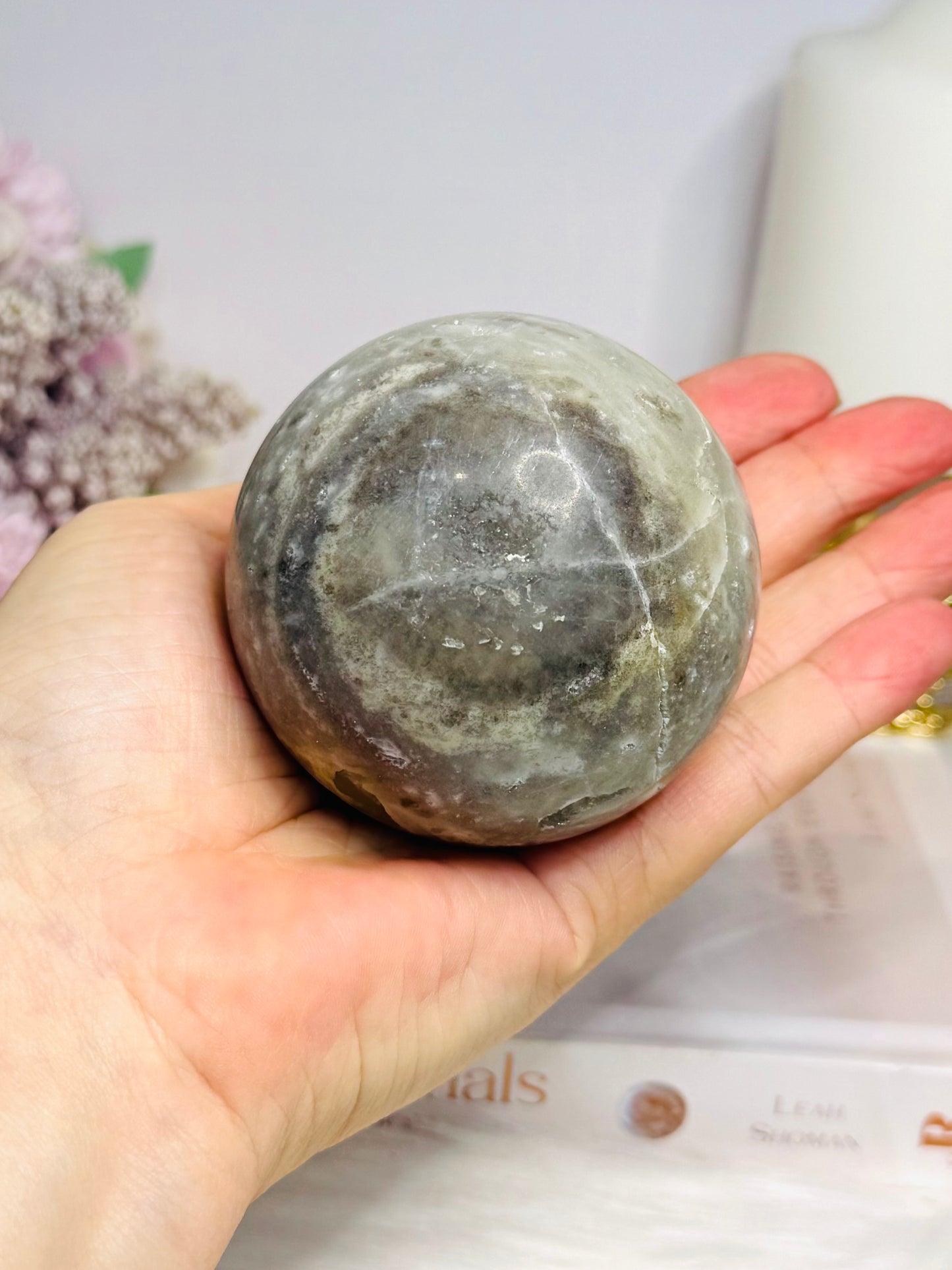 Druzy Agate Sphere on Stand 376g