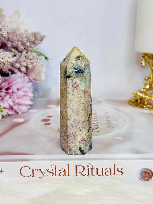 Ruby Kyanite Tower 8.5cm