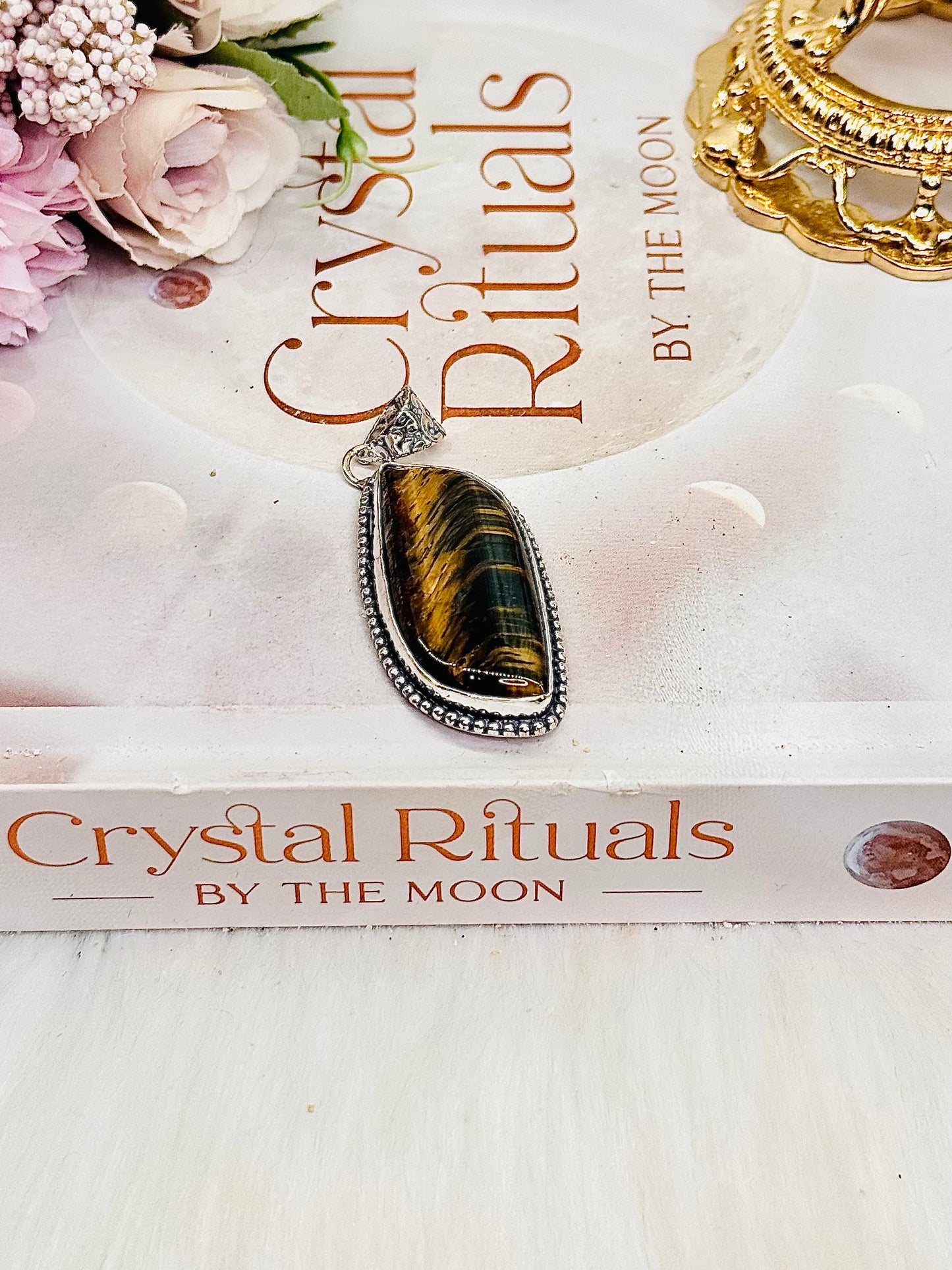 Natural Tigers Eye Pendant In Gift Bag