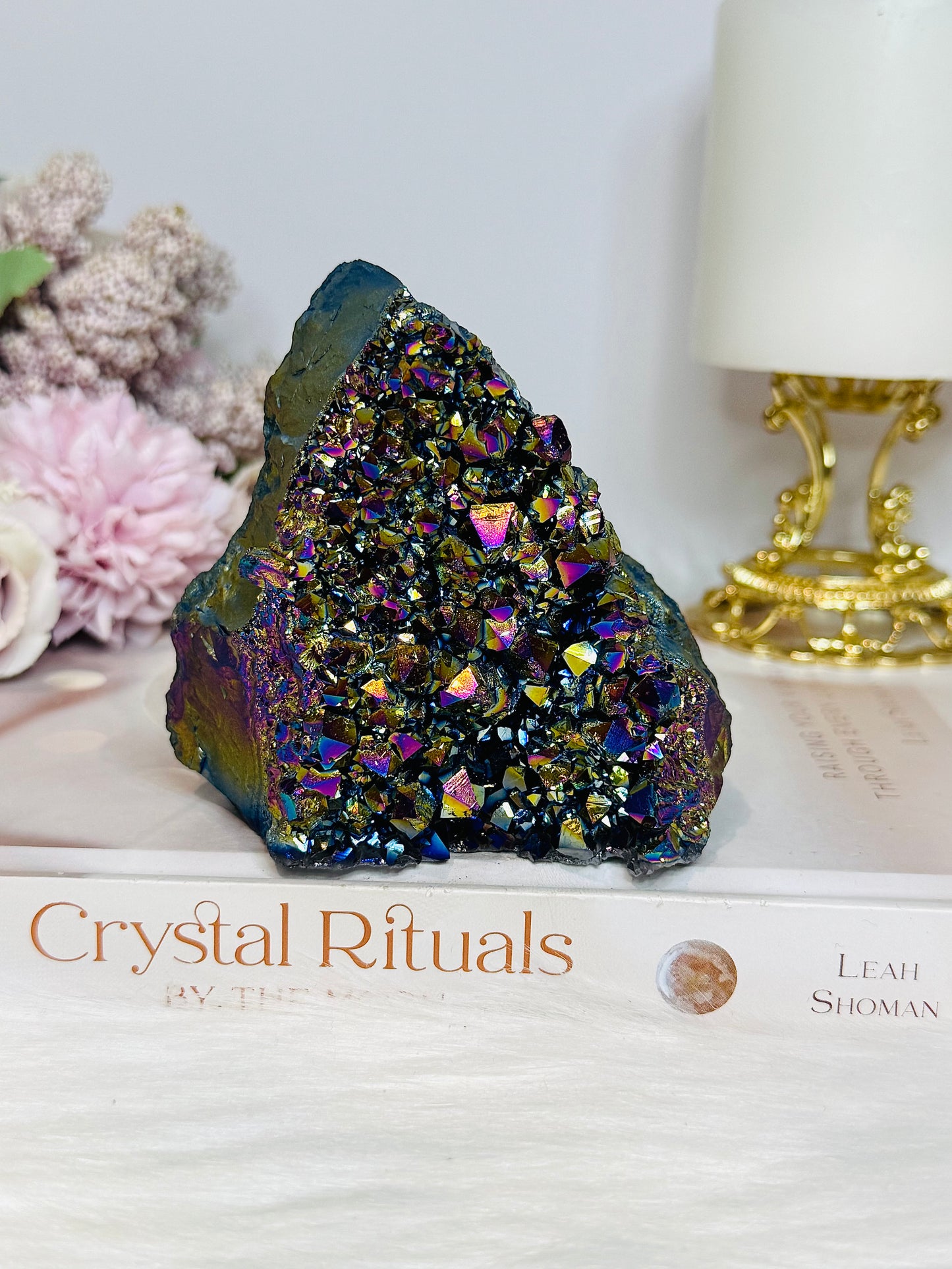 Aura Titanium Quartz Cluster 328g 9cm