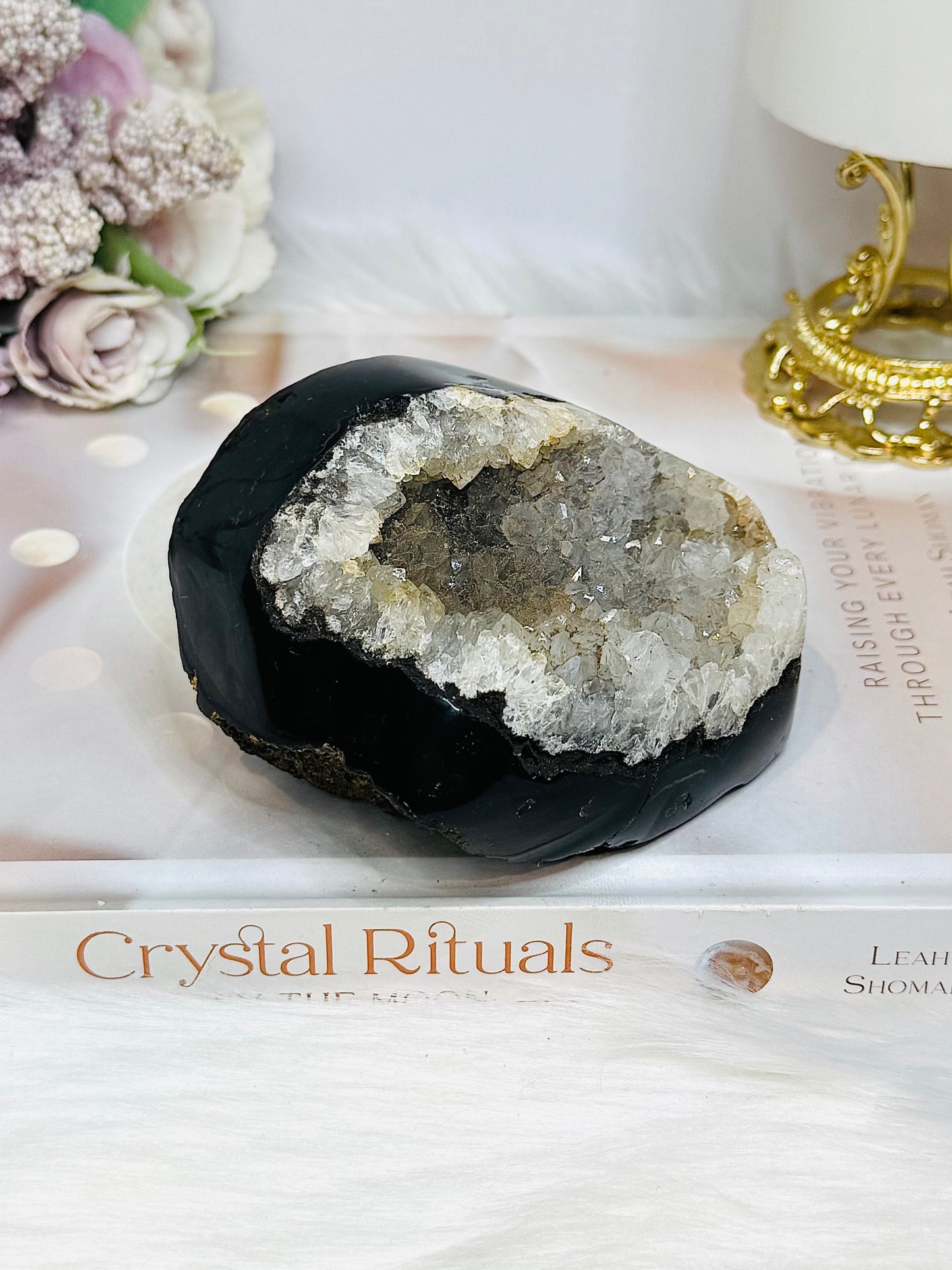 Black Druzy Agate Geode 10cm 469g