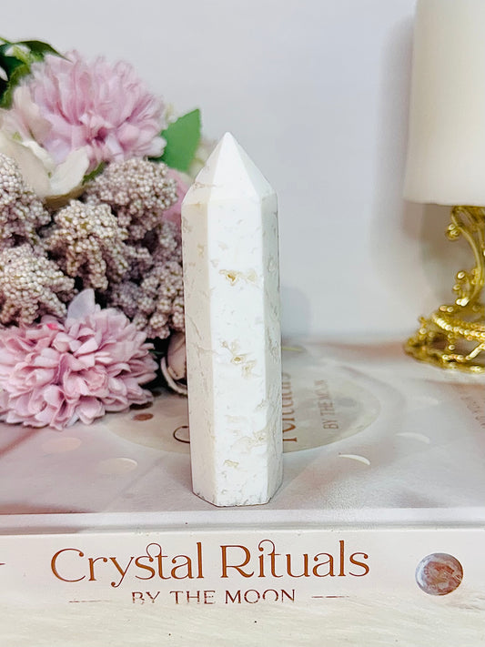Beautiful White Agate Druzy Tower 9cm