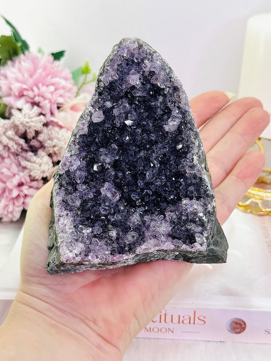 Beautiful 9.5cm 389gram Natural Amethyst Base Cut Cluster