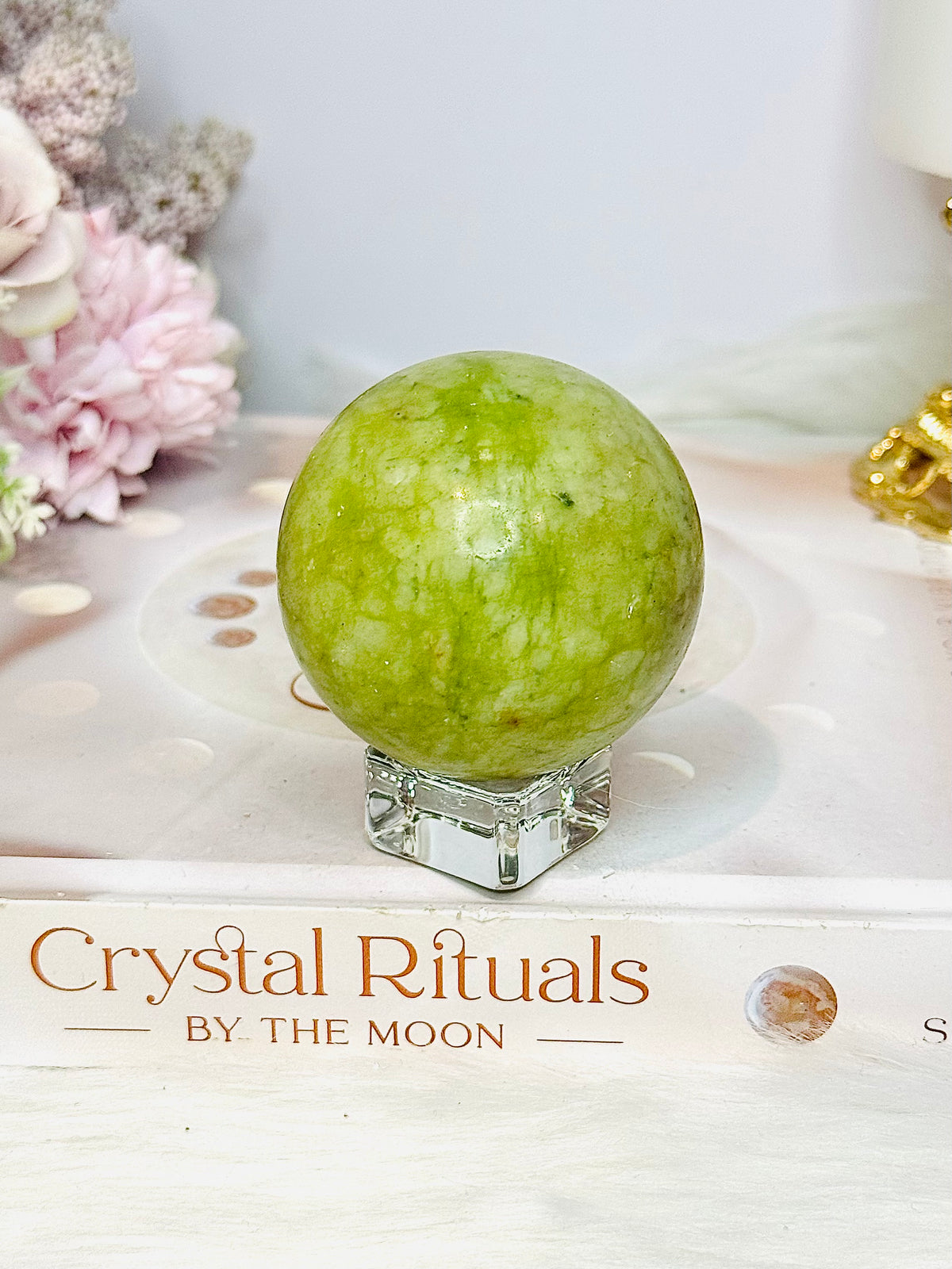 Green Jade Sphere On Stand 236g