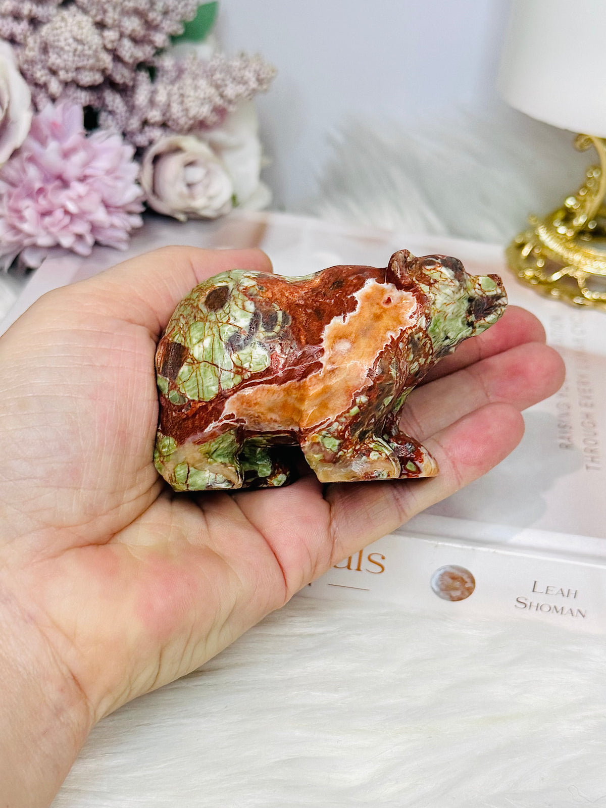 Money Agate Carved Bear 8cm