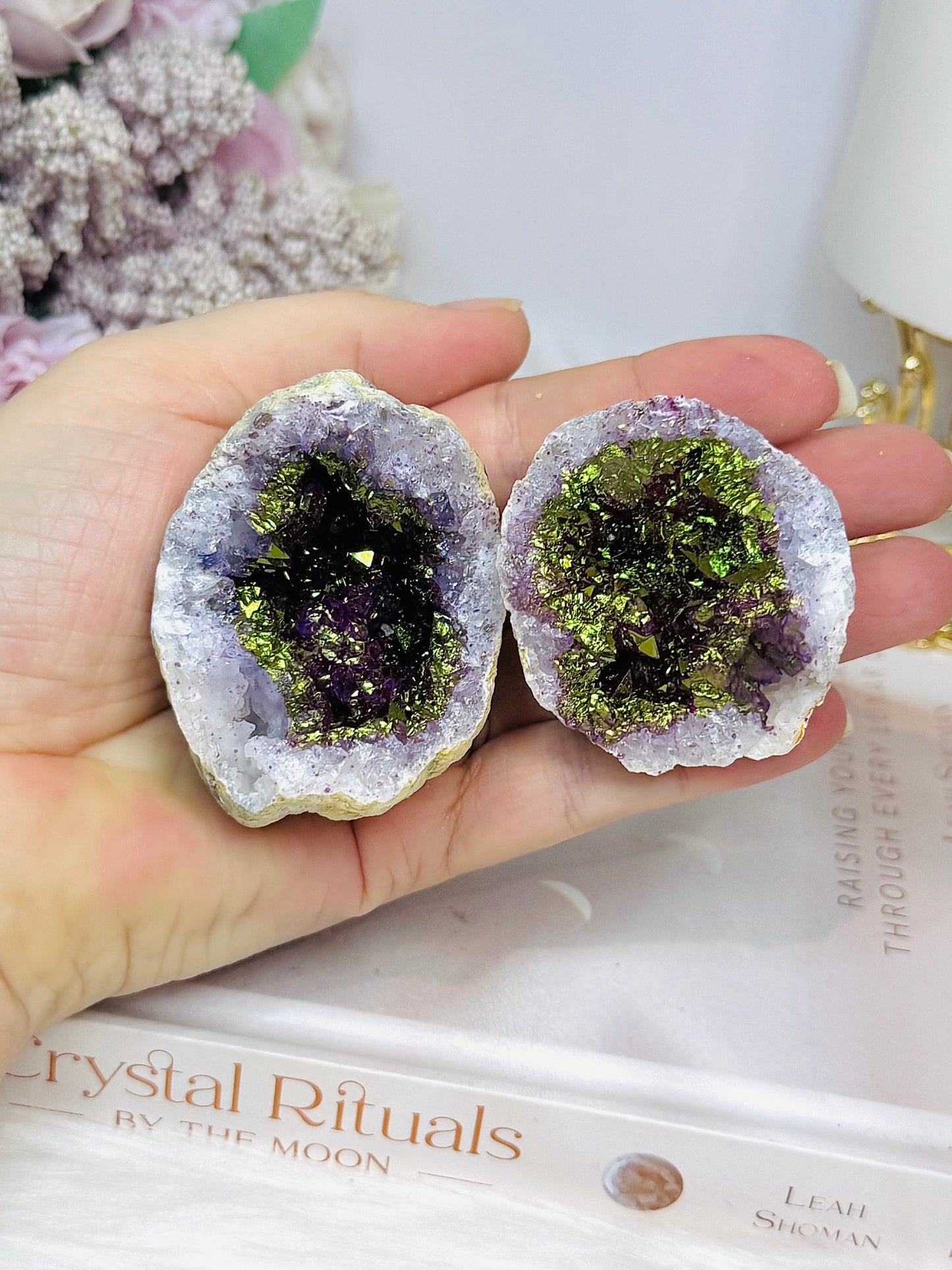 Aura Druzy Moroccan Geode (dyed) 175g