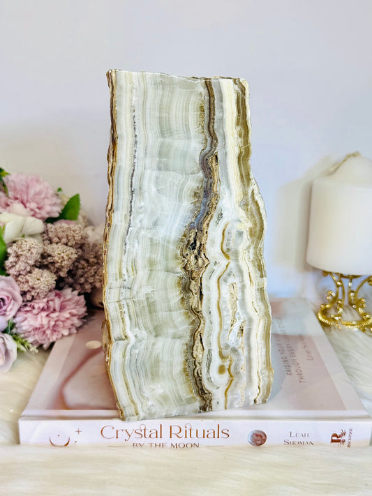 Huge Natural Aragonite Freeform 20cm 2.96KG