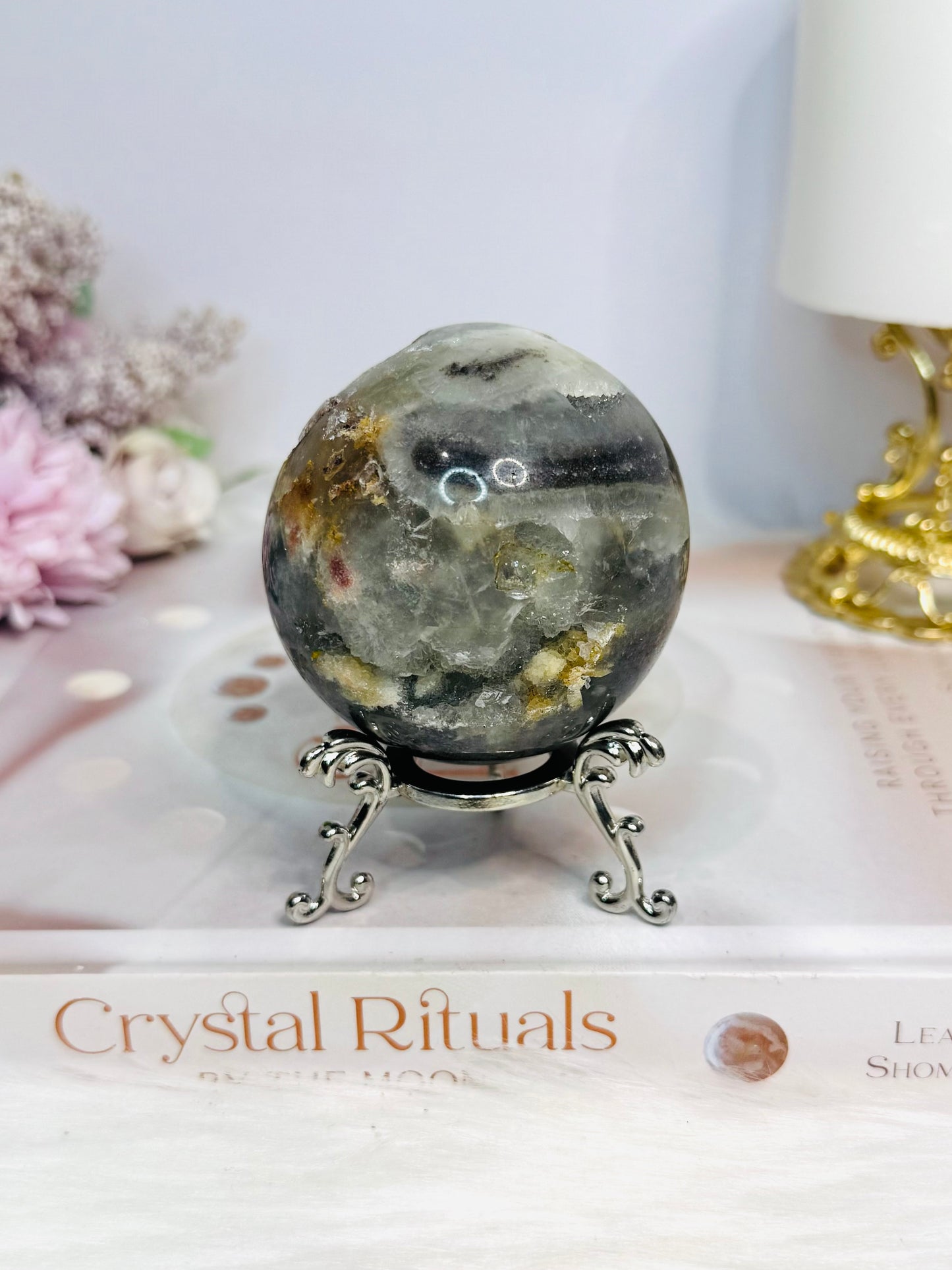 Druzy Agate Sphere on Stand 228g