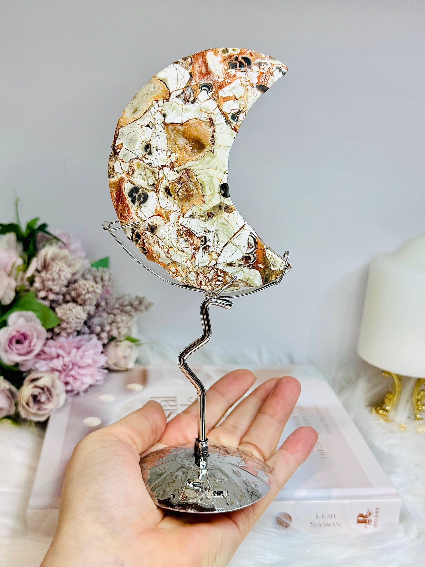 Druzy Money Agate Moon on Stand 19.5cm