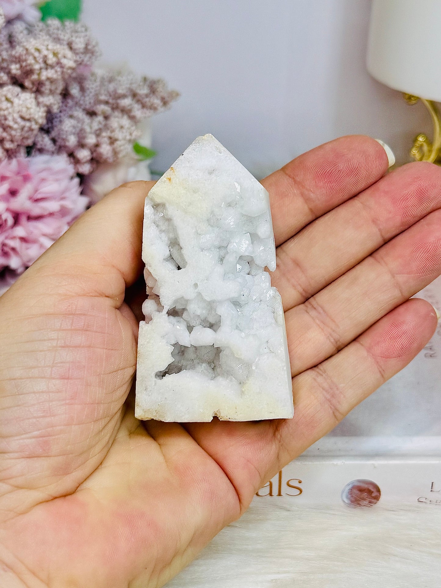 Druzy White Agate Tower 7cm