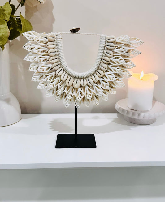 Stunning Natural White Shell Necklace On Stand 26cm Tall