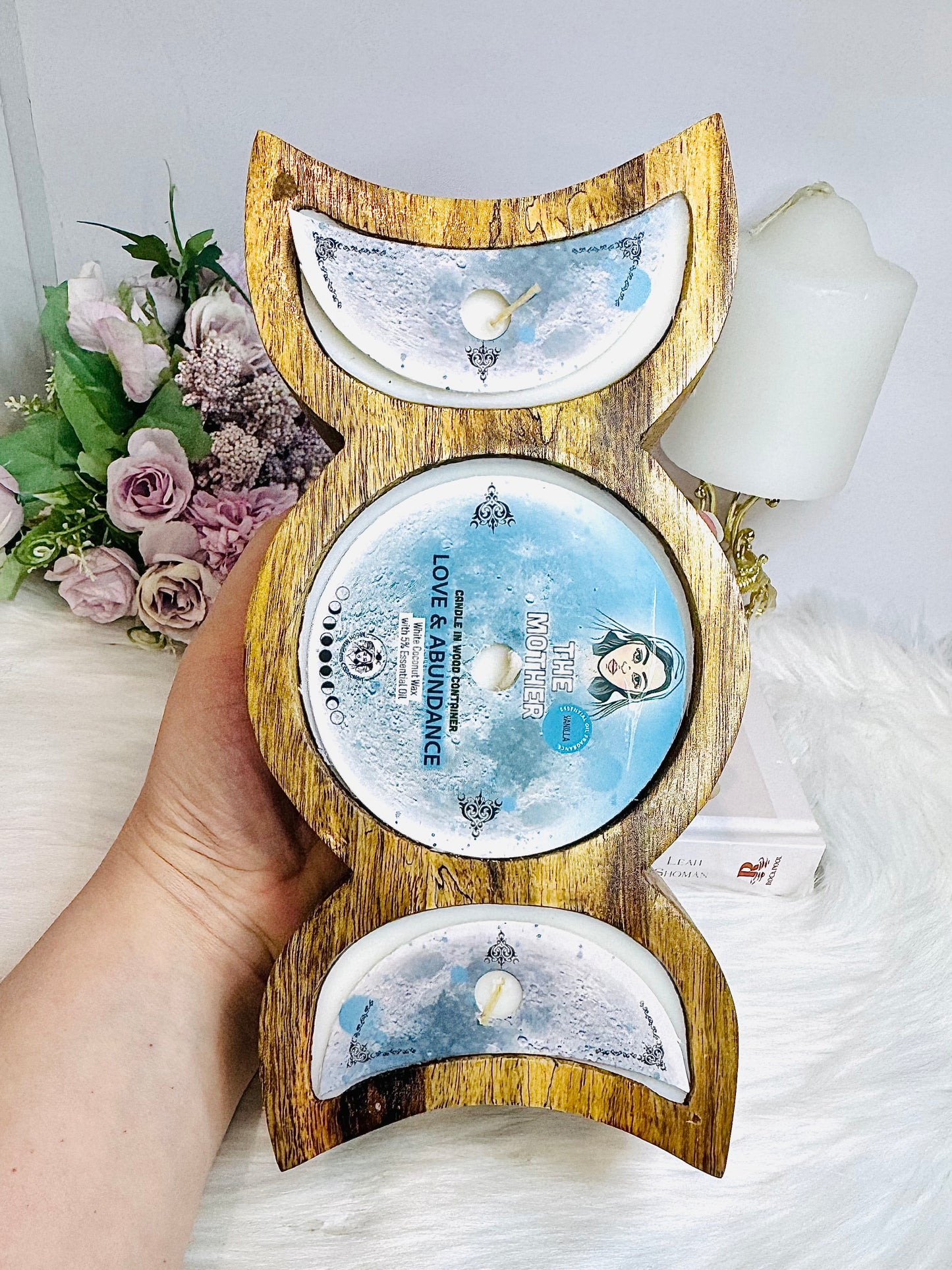 Full Moon ~ Love & Abundance Candle - Vanilla 22cm x 10cm