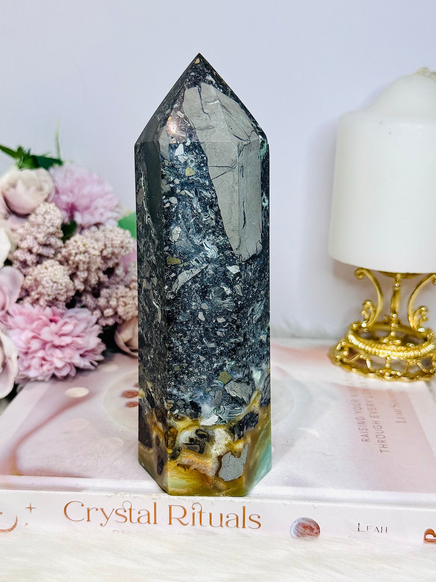 Large Sky Stone Quartz Tower 16.5cm 656g