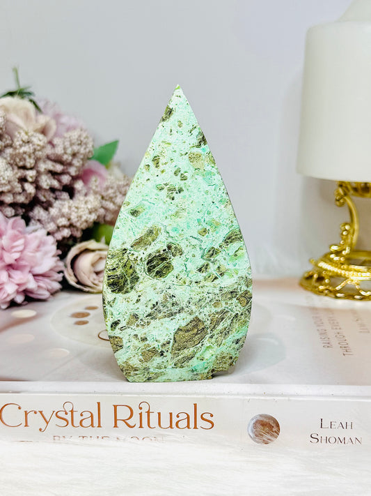 Variscite Carved Flame 10.5cm