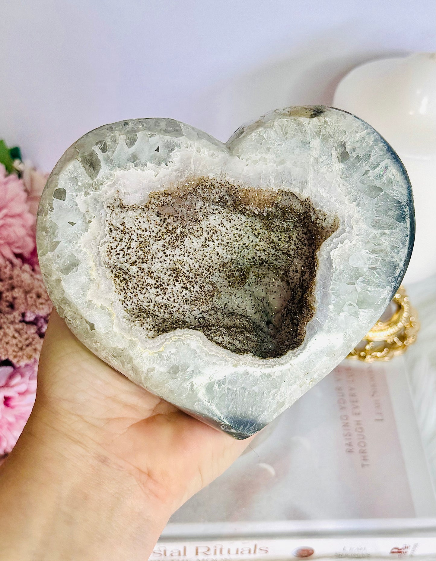 WOWOWOW!!!! Unbelievably Incredibly Stunning Hugh 1.03KG High Grade Sparkling Sugar Druzy Agate Carved Heart From Brazil