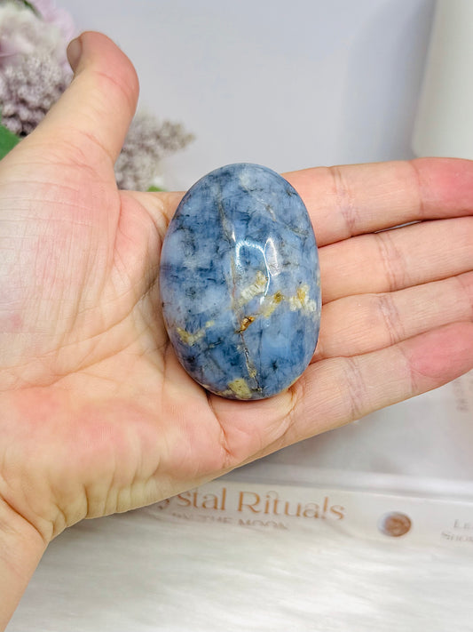 Blue Owyhee Opal Palm Stone